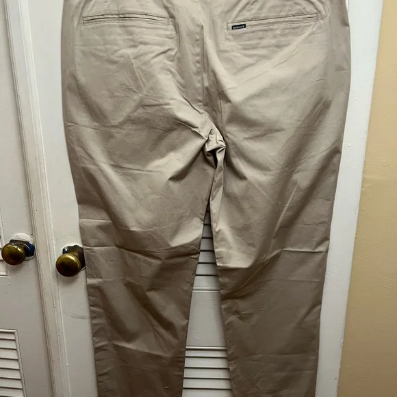 Barbour men’s Lightweight Mist Stretch Tailored Chino Pants. Size 38R. NWT - Picture 4 of 10